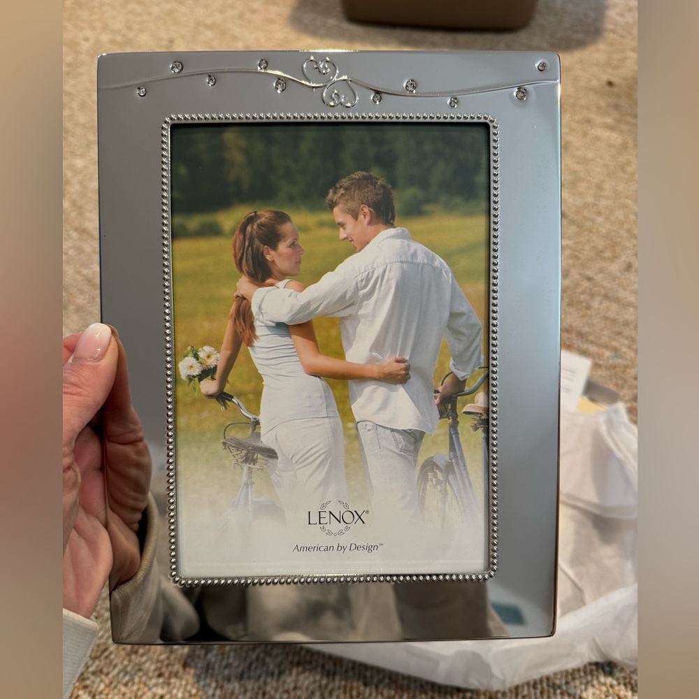 Lenox Brand New 5x7 frame